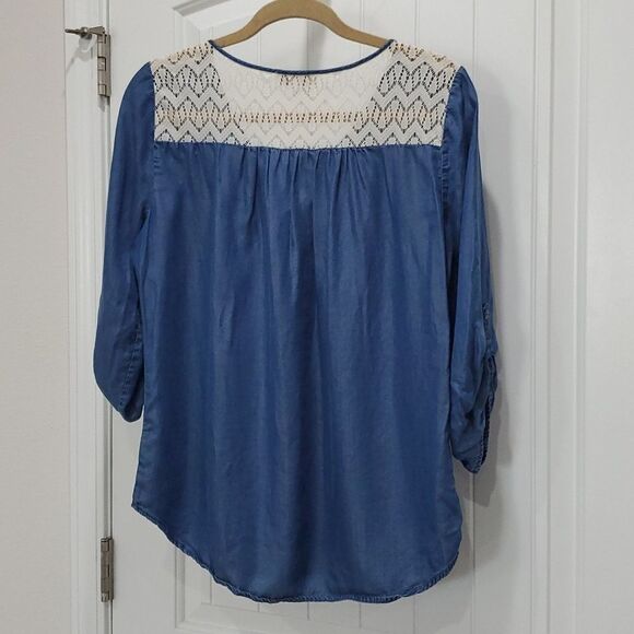 Soulmates 3/4 Sleeve Denim & Lace, Tie Front Blouse, Size Large - Picture 7 of 7